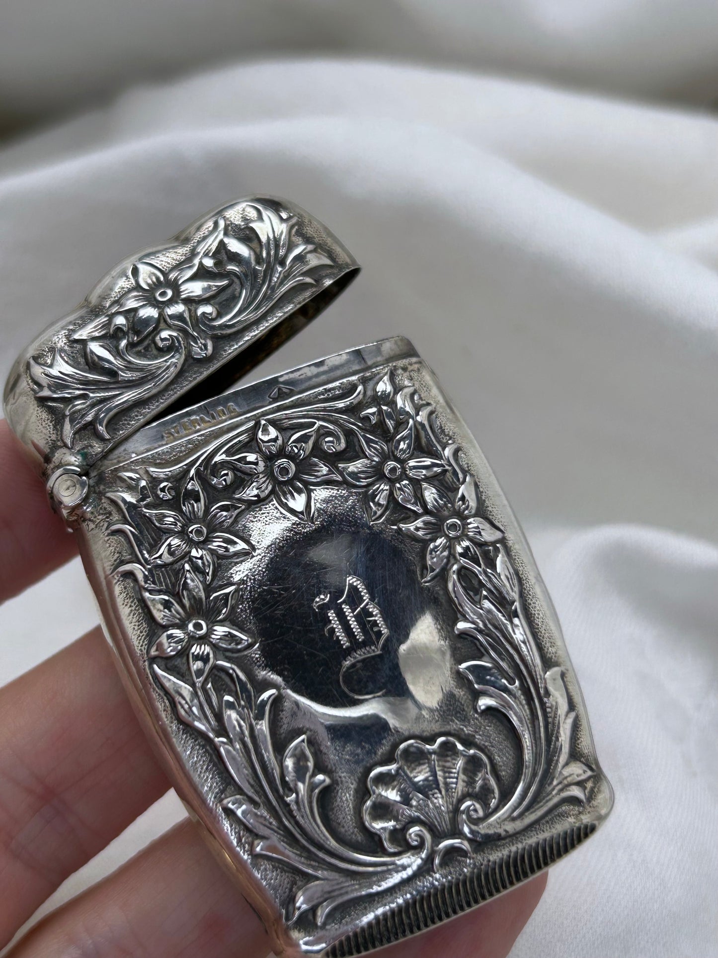 Antique Victorian Vesta Case