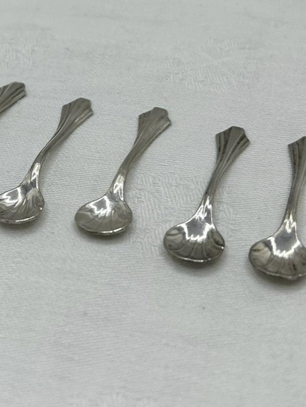 Eight Sterling Silver Salt Spoons