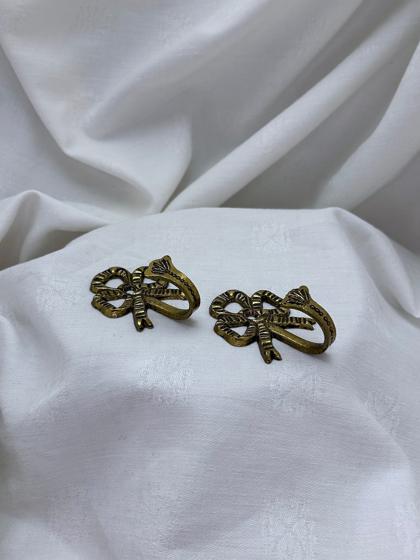 Brass Bow Hooks