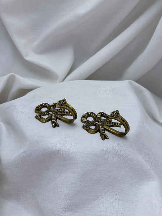 Brass Bow Hooks