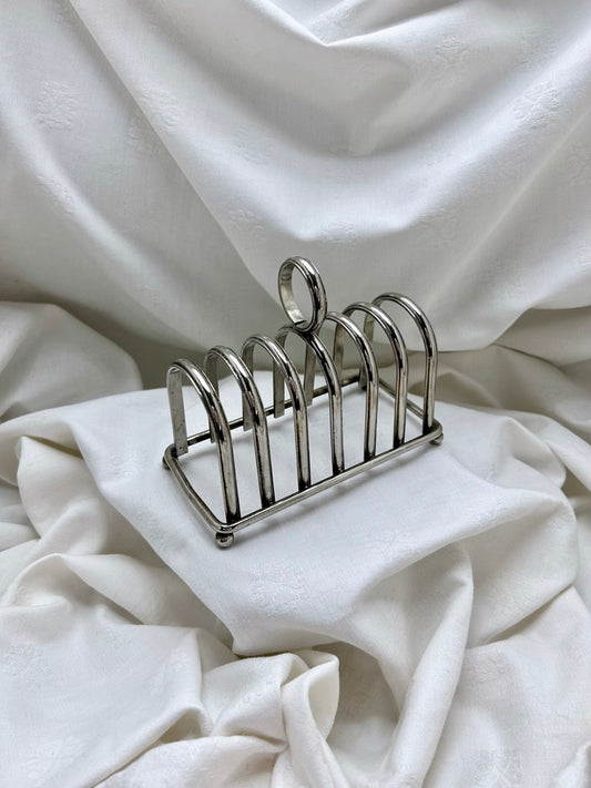 Toast Rack with a Rounded Handle